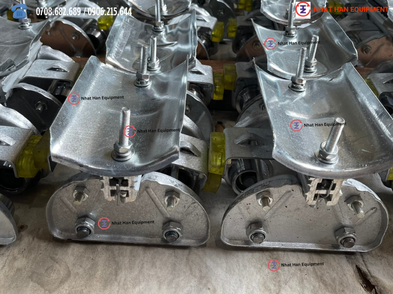 CON LĂN TREO CÁP DẦM I75 (2)